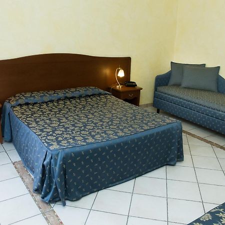 Residence Alberghiero Eolie 리파리 외부 사진