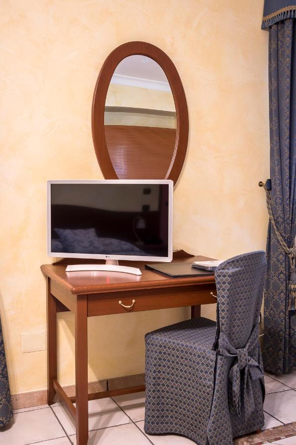 Residence Alberghiero Eolie 리파리 외부 사진