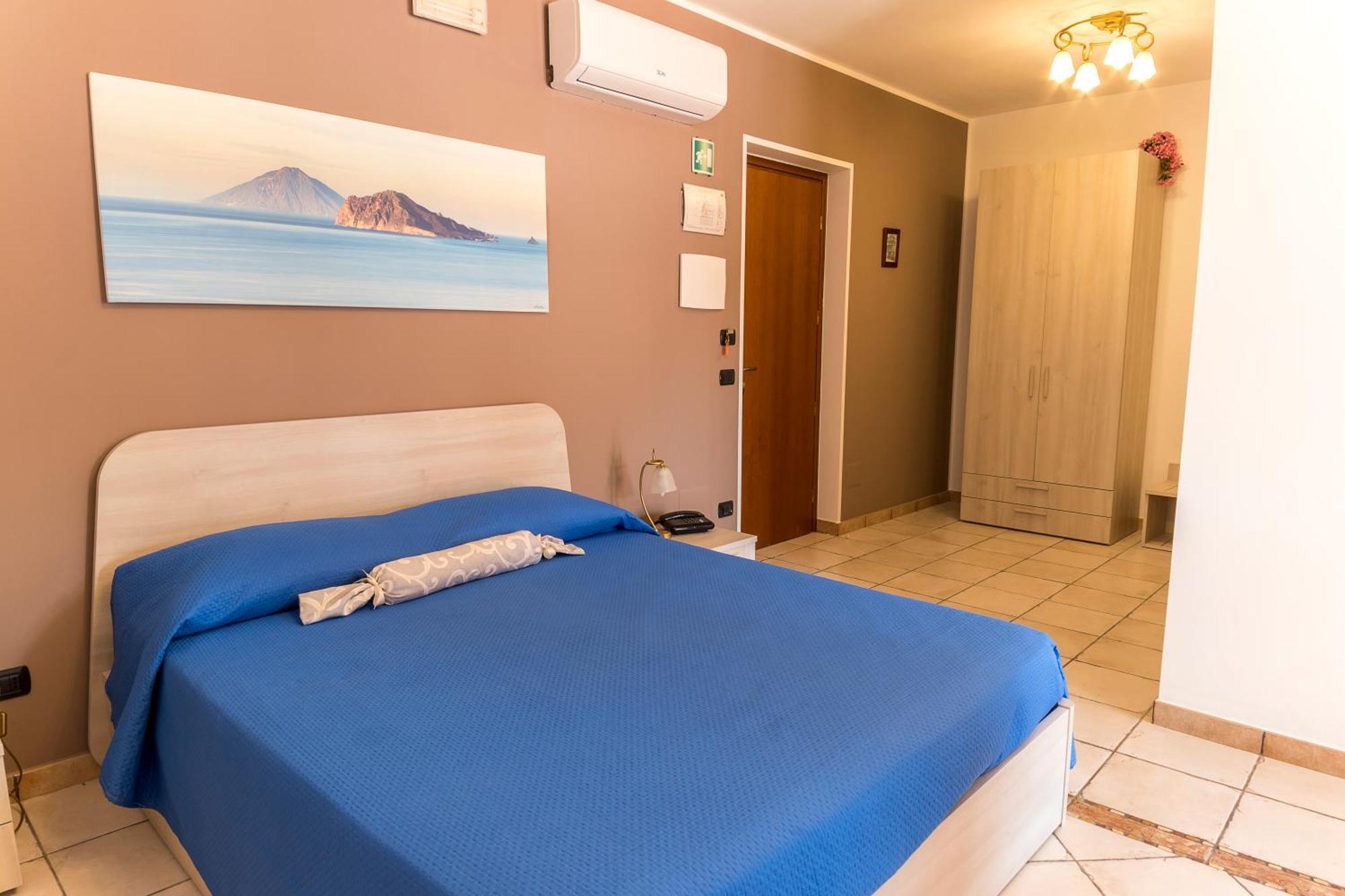 Residence Alberghiero Eolie 리파리 외부 사진